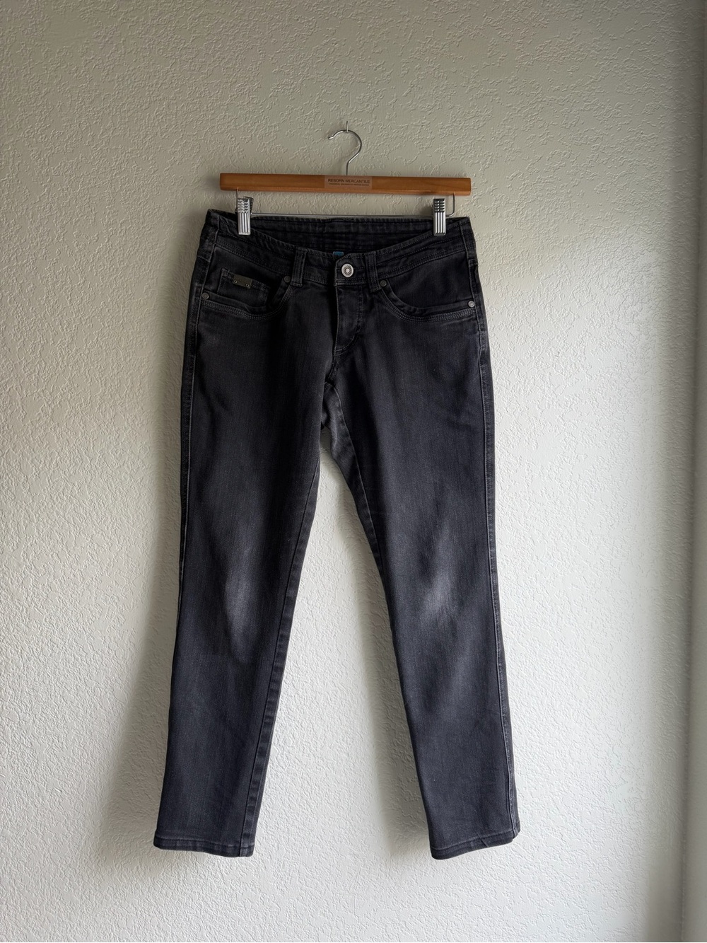 Kuhl Women's Skinny Jeans in Charcoal Black